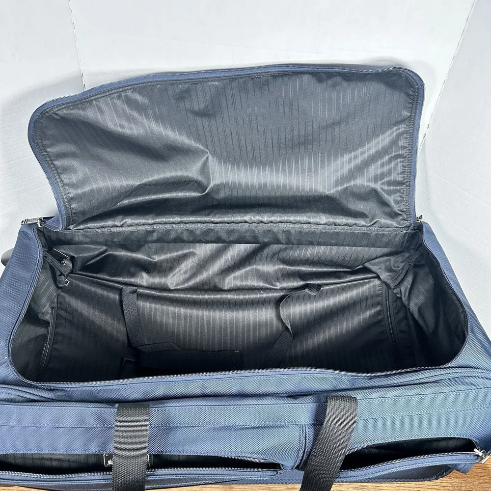 TUMI ALPHA G4 Large 2 Wheeled Rolling Split Duffel Bag Travel Luggage 34.5